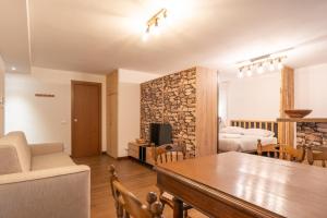 Posezení v ubytování Monolocale con bagno turco e spazio esterno Studio apartment with turkish bath and external space