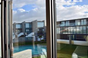 Bazén v ubytování Casa da Margarida nebo v jeho okolí