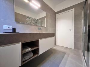 Billede fra billedgalleriet på Superior Apartment - Il Borgo - Private Garage i Lovere + 19 billeder