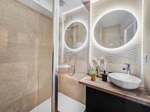 Koupelna v ubytování Ocea Marina appartement vue mer refait à neuf avec parking privatif