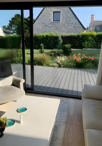 Aed väljaspool majutusasutust Chambres D'hôtes Les Goélands