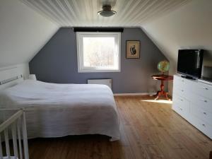 Galeriebild der Unterkunft Kråkeskogsgården, nature in town in Osby + 26 Fotos