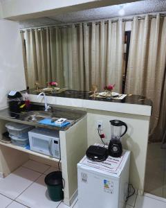 Η κουζίνα ή μικρή κουζίνα στο Rosa House