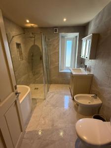 Un baño de Dun Laoghaire Hidden Getaway 28 fotos más