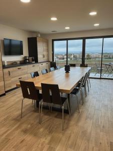 Μια τηλεόραση ή/και κέντρο ψυχαγωγίας στο Vignes au Balcon