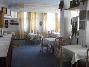 Restoran ili drugo mesto za obedovanje u objektu Abakus-Hotel