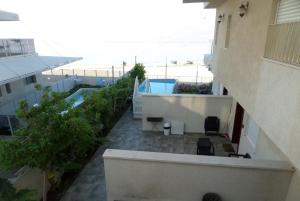 Bazén v ubytování סויטות הר וים nebo v jeho okolí