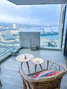 Μπαλκόνι ή βεράντα στο HOM I Estudio con preciosa Vista al mar Valparaiso