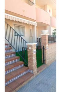 Budova, kde se apartmán nachází + 23 fotografií