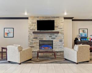 Μια τηλεόραση ή/και κέντρο ψυχαγωγίας στο Cobblestone Hotel & Suites - Ephraim