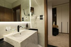 Koupelna v ubytování Royal Regency Eg Hotel