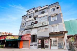 Το κτήριο όπου στεγάζεται  το ξενοδοχείο +25 φωτογραφίες