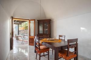 Et opholdsområde på Dammuso Rosa