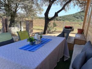 Naturlandskabet i nærheden af feriehuset + 4 billeder