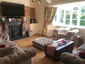 Un lugar para sentarse en St Annes House - Double Room 1 4 fotos más