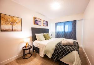 Postel nebo postele na pokoji v ubytování Bearberry Premium Rentals