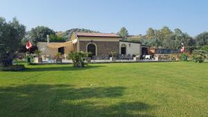 Сад в Agriturismo Donna Beatrice