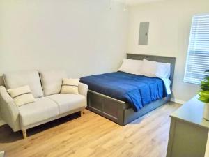 Voodi või voodid majutusasutuse White Sand Getaway steps from Beach toas