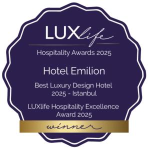 Certifikát, hodnocení, plakát nebo jiný dokument vystavený v ubytování Emilion Hotel