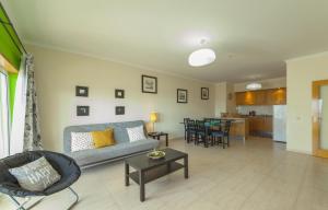 Afbeelding uit fotogalerij van B44 - Alto do Quintao Central Apartment in Portimão