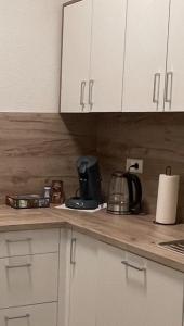 Una cocina o cocineta en Desert Rose 34 in Mayen