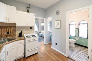 Köök või kööginurk majutusasutuses Broadlind Hotel +156 fotot