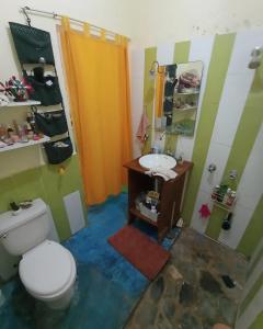 Ένα μπάνιο στο Natural cabin at Playa Encuentro, Cabarete