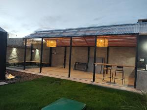 Tòa nhà nơi căn hộ tọa lạc