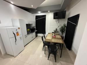 Kuchyň nebo kuchyňský kout v ubytování Departamento Rojas 1 + 2 fotografie