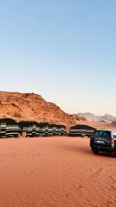 Φυσικό τοπίο κοντά σε οργανωμένο κάμπινγκ