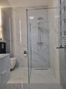 Phòng tắm tại Bronowicka invest - Free parking w budynku