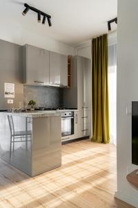 Køkken eller tekøkken på Sika Buzz Premium Apartment-New on Booking!