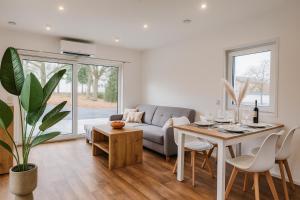 Χώρος καθιστικού στο Neues Tiny House - Gemütlich, ruhig, privat - mit Parkplatz und Terrasse