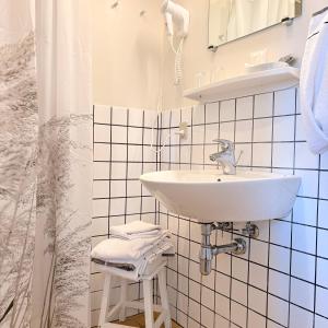 Vannituba majutusasutuses Brødremenighedens Hotel +20 fotot