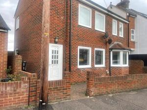 Tòa nhà nơi căn hộ tọa lạc