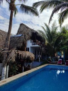 Πισίνα στο ή κοντά στο El Puente