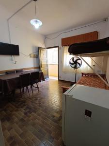 Kuchyň nebo kuchyňský kout v ubytování Complejo Las Toninas