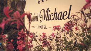 Vottorð, verðlaun, skilti eða annað skjal til sýnis á Hotel St.Michael