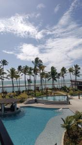 Hồ bơi trong/gần Resort Porto Alto