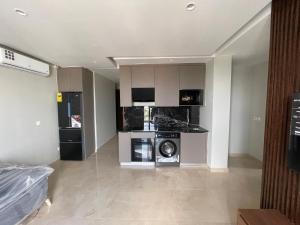 Η κουζίνα ή μικρή κουζίνα στο Bravia Apartment