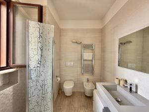 Koupelna v ubytování Affittacamere Massimo D'Azeglio + 53 fotografií