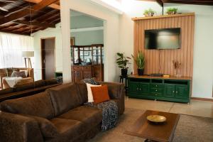 Μια τηλεόραση ή/και κέντρο ψυχαγωγίας στο Casa de Campo Vienna - Pouso Alegre - MG