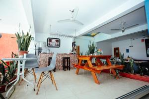 Un televizor și/sau centru de divertisment la Hotel Cielo Tarapoto