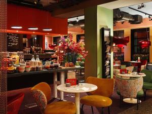 Φαγητό σε αυτό το ξενοδοχείο ή κάπου εκεί κοντά