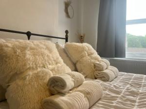 Postel nebo postele na pokoji v ubytování The Bluebird B&B I