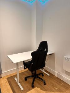 Billede fra billedgalleriet på Birmingham 2-Bedroom Garden Stay Perfect for Couples,Workers & Families i Birmingham