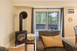 Et opholdsområde på Abbot House Condo 4 with SHARC Passes