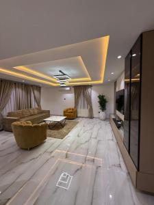 TV a/nebo společenská místnost v ubytování H3 Apartments