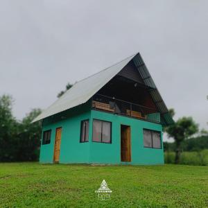 Το κτήριο όπου στεγάζεται  το σαλέ +2 φωτογραφίες