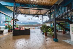 Nespecifikovaný výhled na hory nebo výhled na hory při pohledu z hotelu